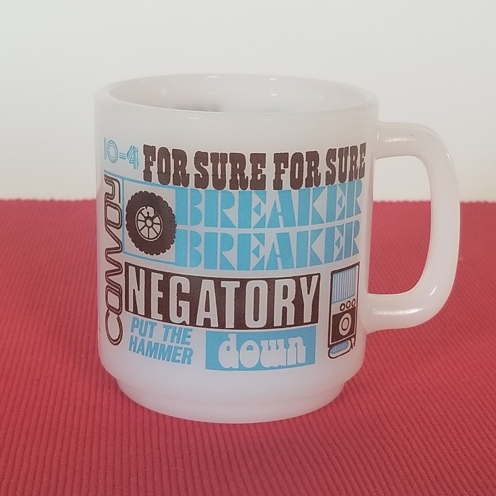 VTG 70s milk glass trucker coffee mug